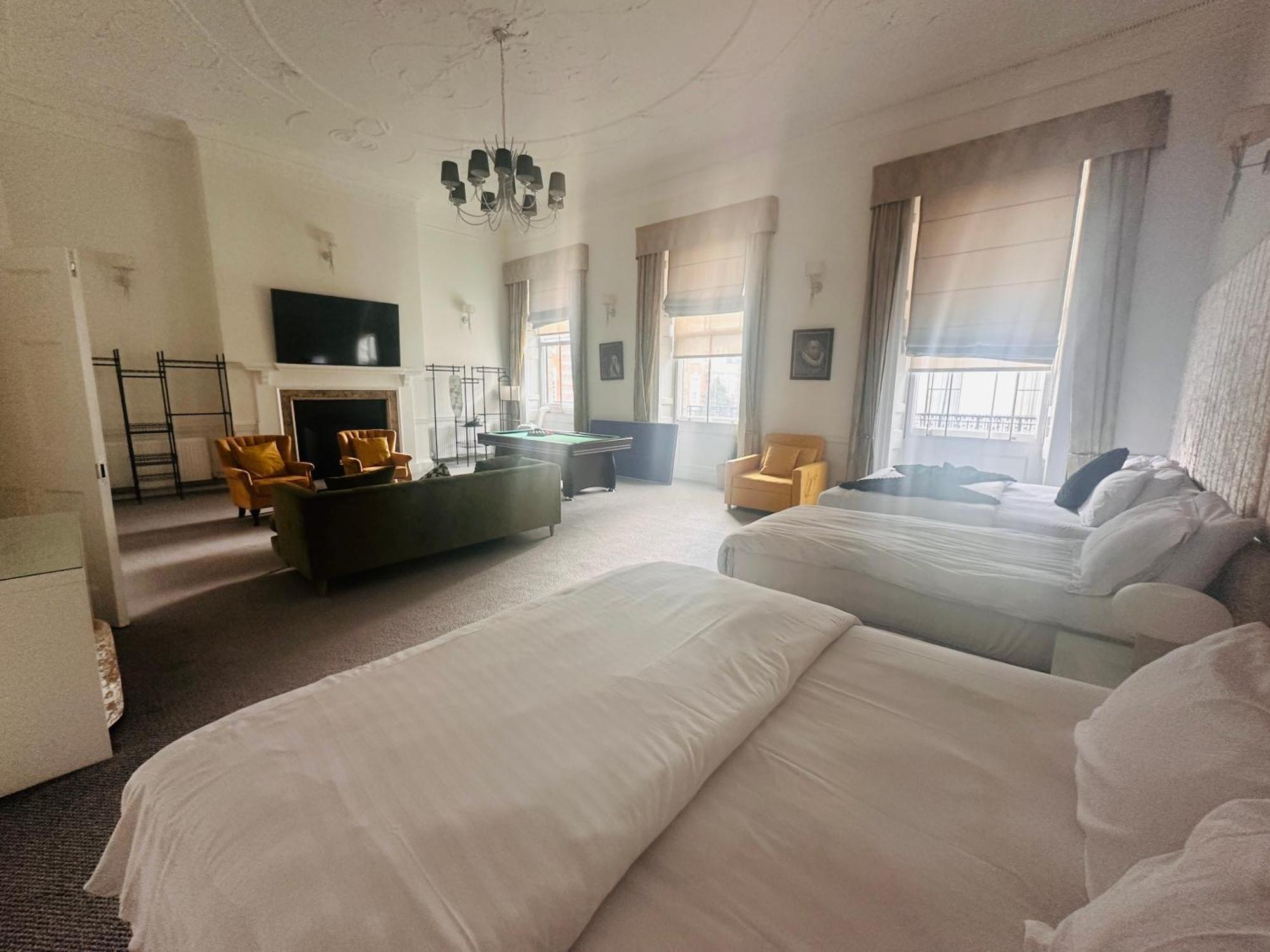 Luxury London 3 Bedroom Duplex With Pool Table - 4Hs Exteriör bild